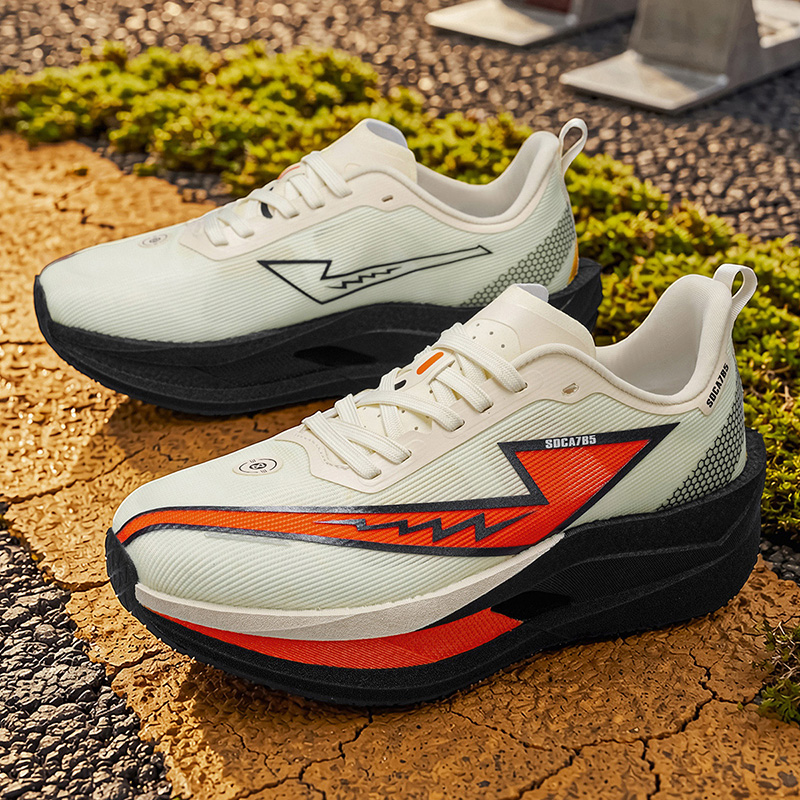 Sepatu Lari Maraton Pria Wanit - Trail Mix ulasan dan harga