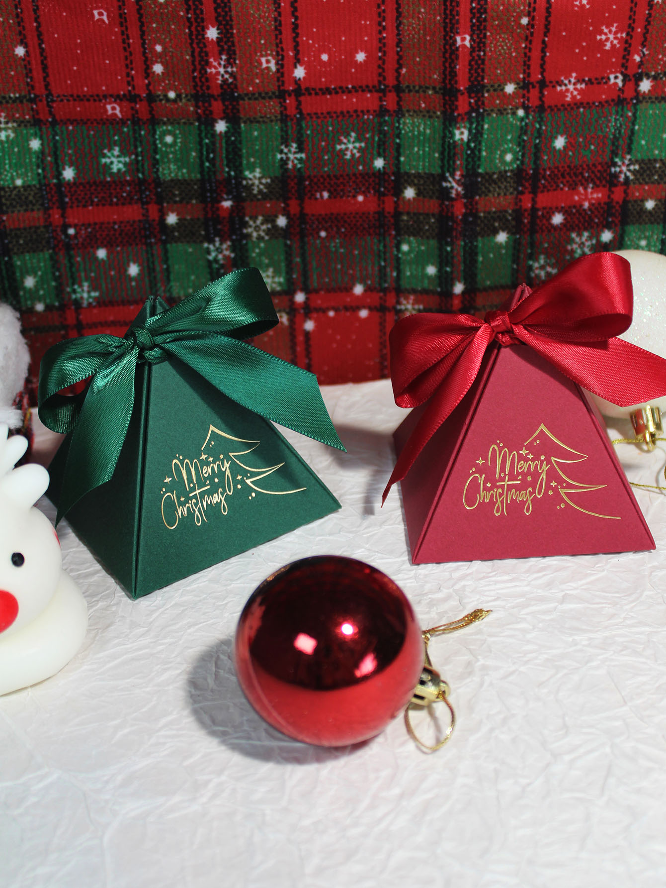 Kotak segitiga Natal kotak had - Chocolate Snack ulasan dan harga